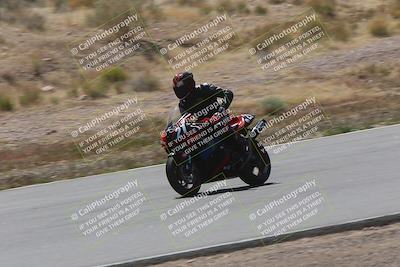 media/Apr-20-2025-AHRMA (Sun) [[393a79c373]]/Race/Group 8/Turn 4b/